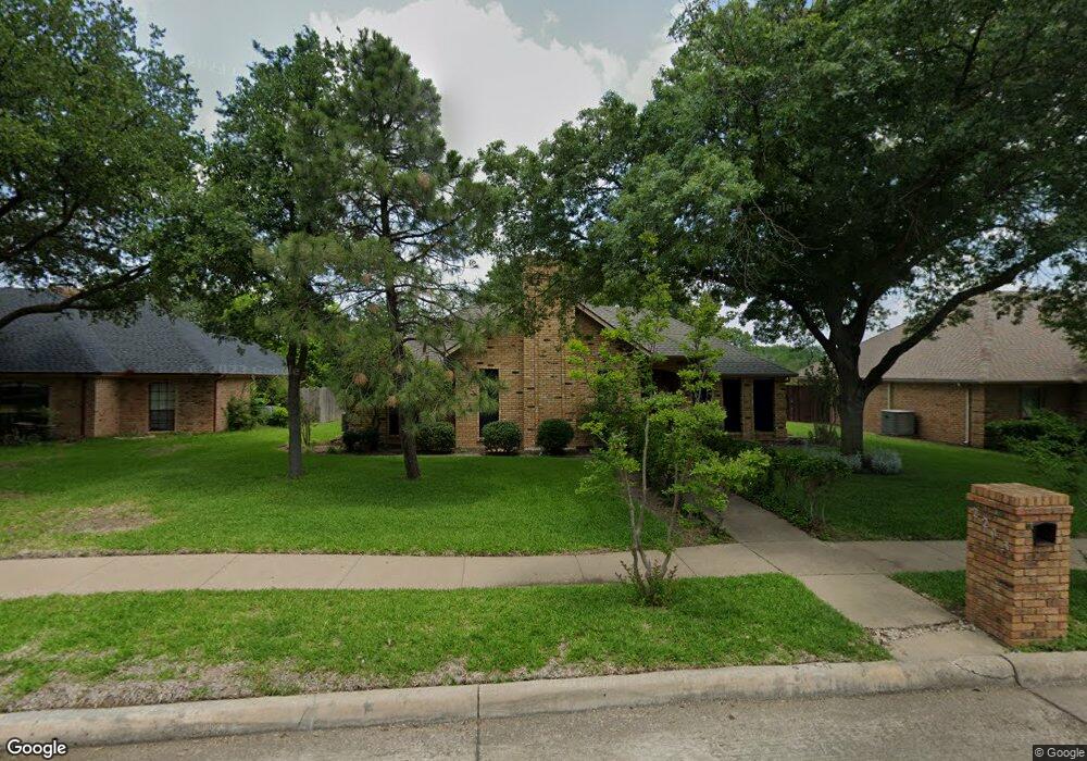 2203 Plymouth Dr, Ennis, TX 75119 - photo 1