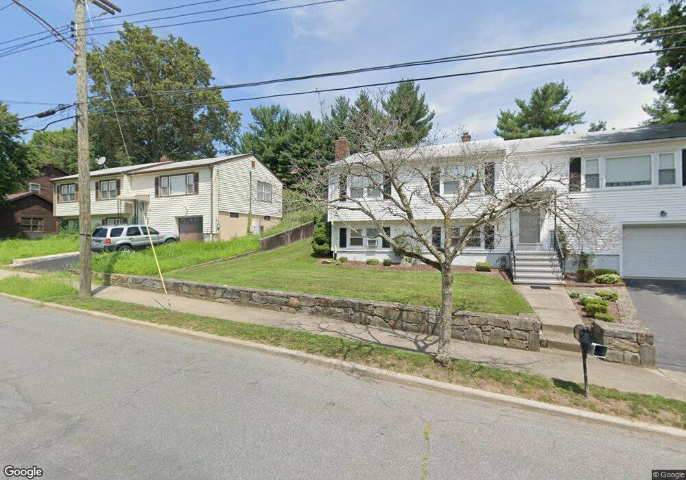 47 Canterbury Rd unit 47, Bridgeport, CT 06606 - photo 1