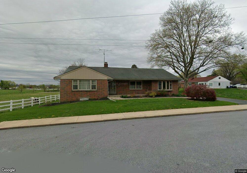 217 N Roberts Ave, New Holland, PA 17557 - photo 1