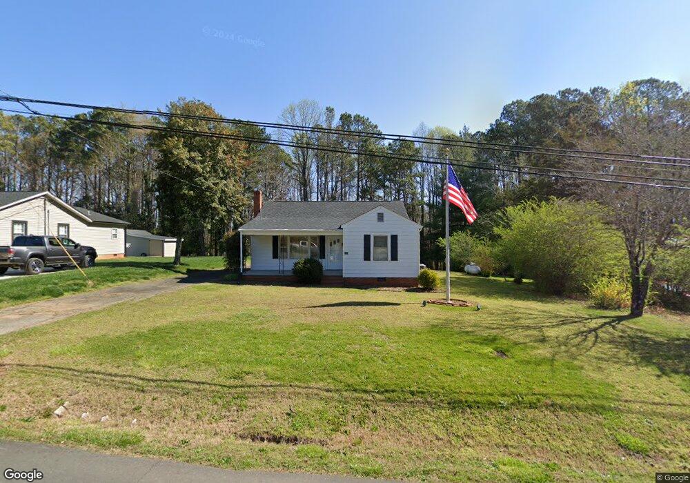 620 N Dogwood Ave, Siler City, NC 27344 - photo 1
