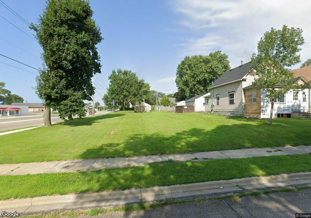 401 Columbus Ave, Albert Lea, MN 56007 - photo 1