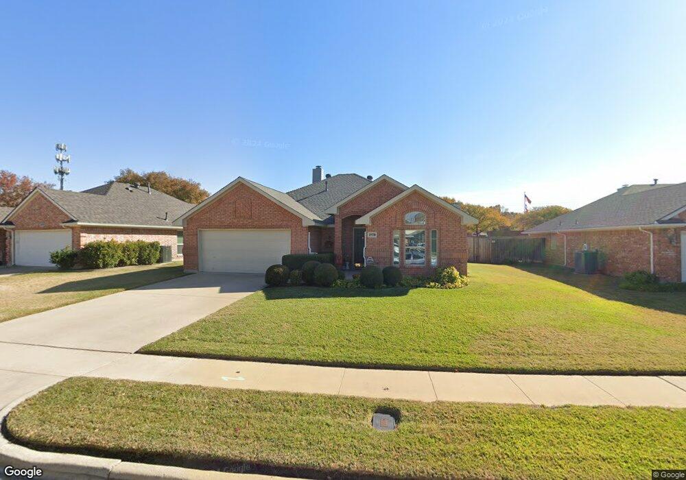 2779 Crystal Glenn Cir, Hurst, TX 76054 - photo 1