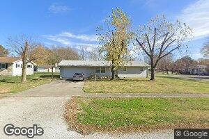 310 S Race St, Teutopolis, IL 62467