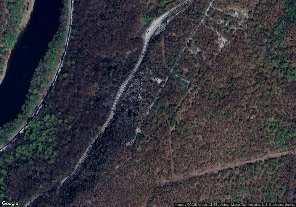 326 Prospect Peak Ln, Berkeley Springs, WV 25411 - photo 1