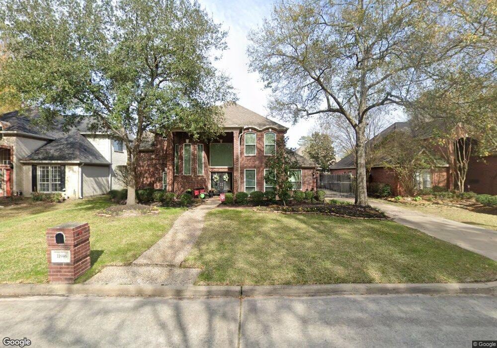 11946 Gatesden Dr, Tomball, TX 77377 - photo 1