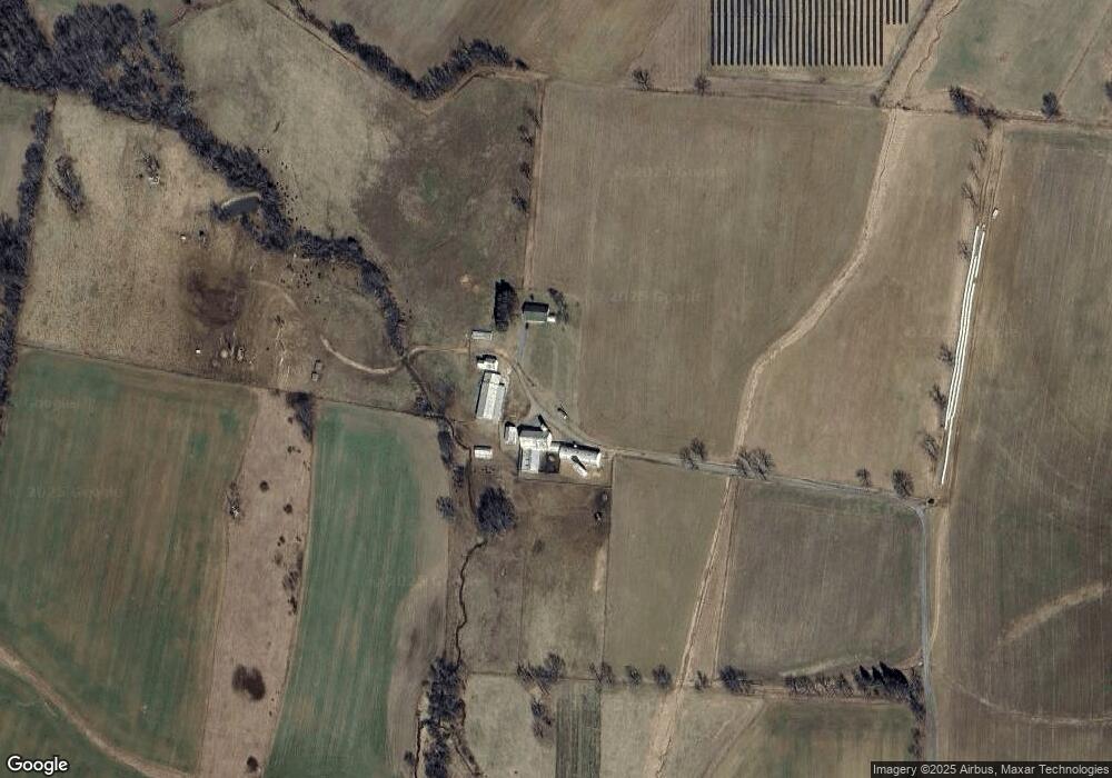 12861 Johnstons Ln, Mercersburg, PA 17236 - photo 1