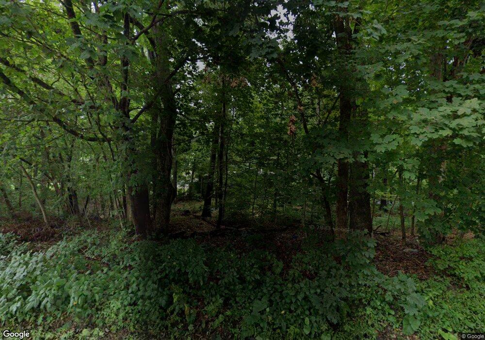 72 Circle Dr, Wrentham, MA 02093 - photo 1