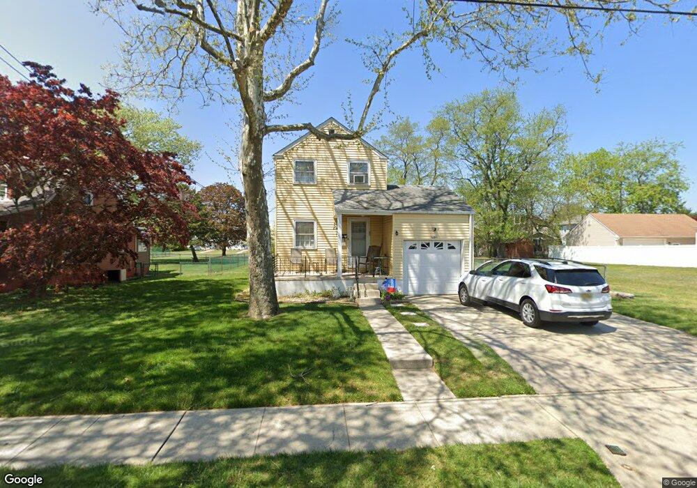 254 Nassau Ave, Paulsboro, NJ 08066 - photo 1