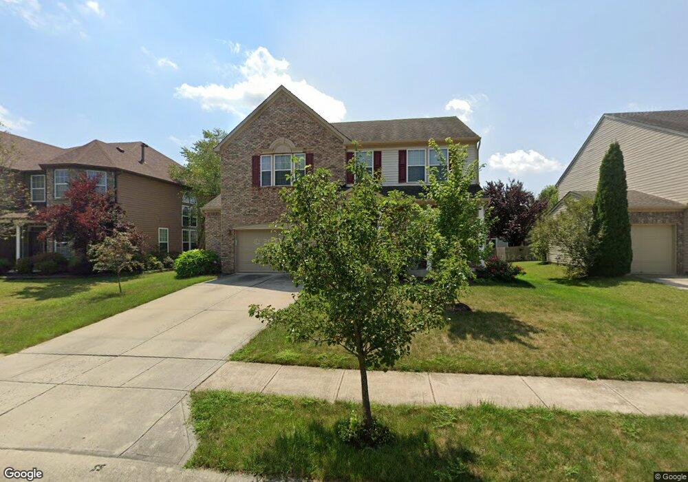 11121 Sanders Dr, Fishers, IN 46038 - photo 1