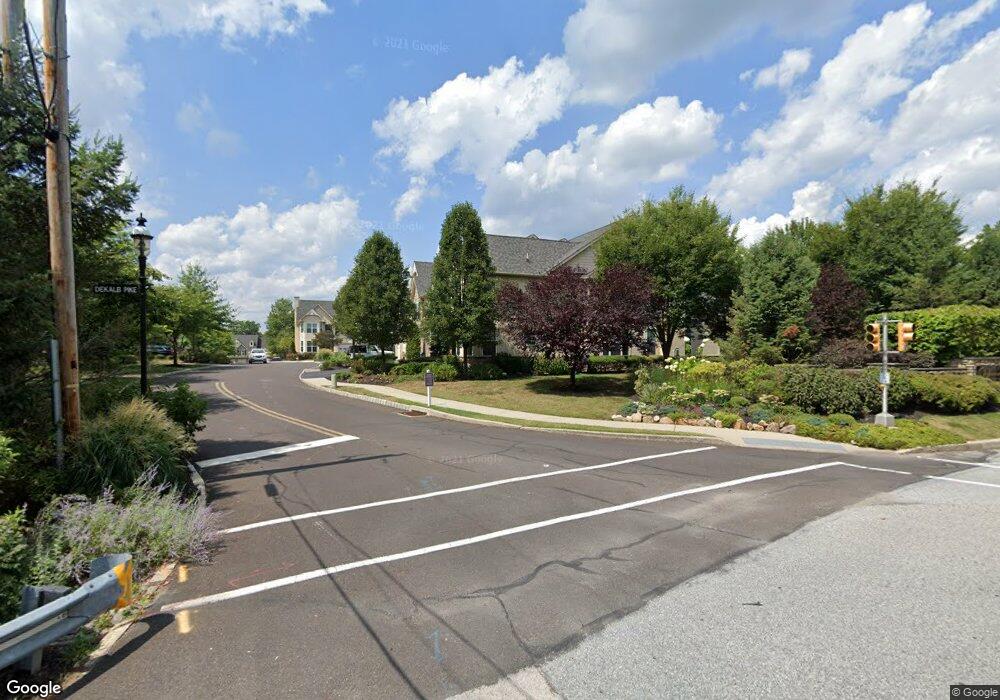 3 Jefferson Crossing Blvd unit 2, Norristown, PA 19401 - photo 1