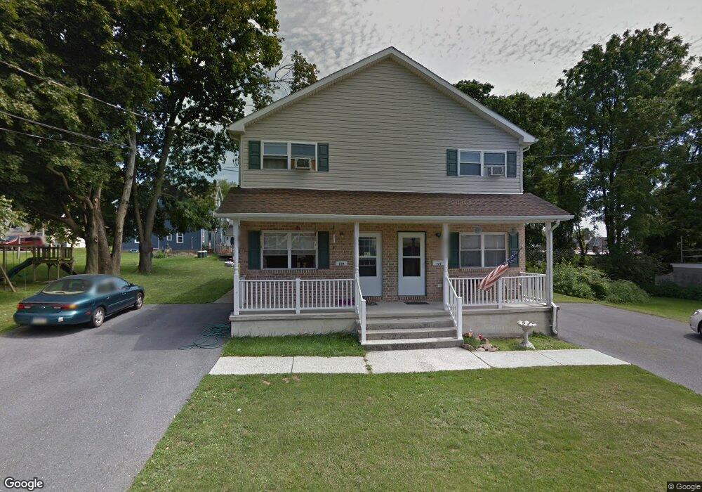 127 S Pine St, Nazareth, PA 18064 - photo 1