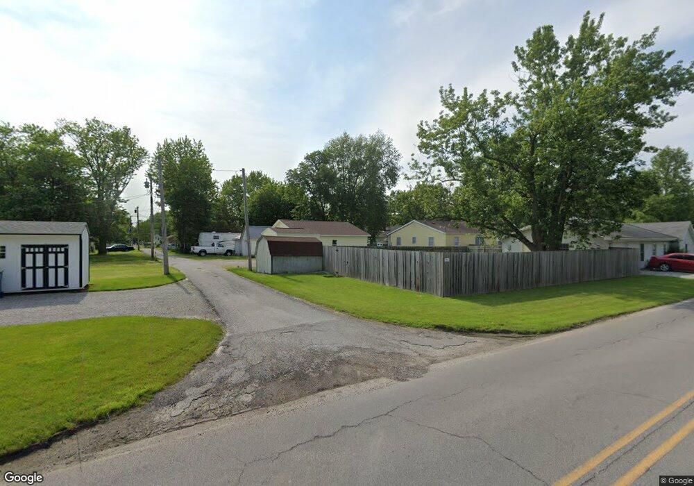 516 E Arnold St, Bluffton, IN 46714 - photo 1