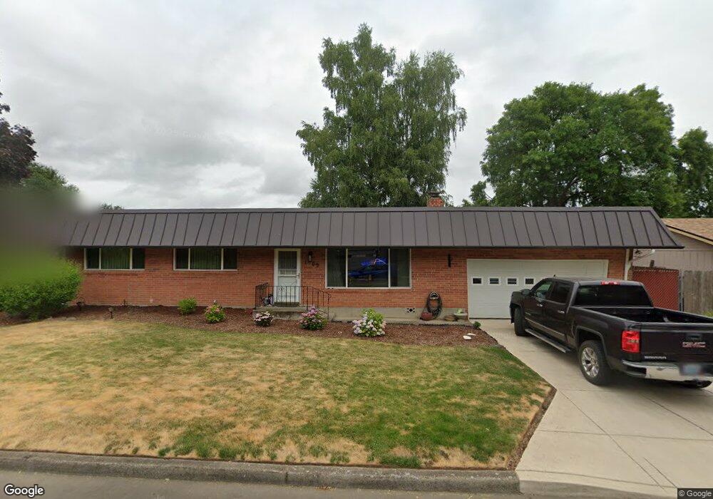 1409 SW Charles St, Dundee, OR 97115 - photo 1