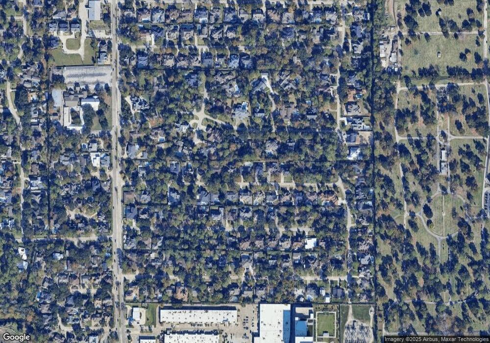 7706 Edgeway Dr, Houston, TX 77055 - photo 1