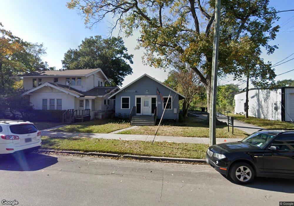 3818 Graustark St, Houston, TX 77006 - photo 1