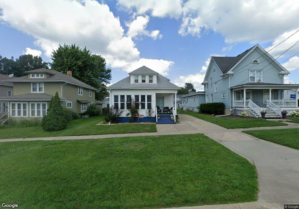 202 W Elm St, West Union, IA 52175 - photo 1