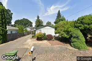 896 SE Locust St Unit 1, Dundee, OR 97115