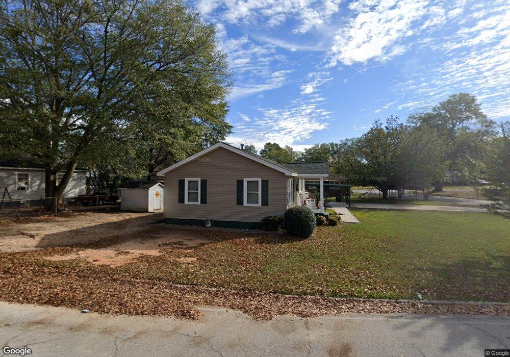 302 Pembroke Cir, Elberton, GA 30635 - photo 1