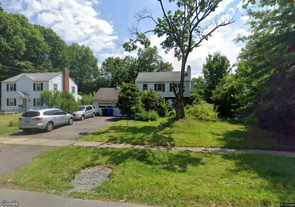 12 Seneca Rd, West Hartford, CT 06117 - photo 1