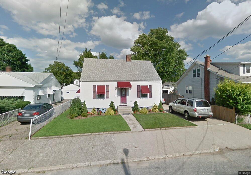 58 Benjamin St, Pawtucket, RI 02861 - photo 1