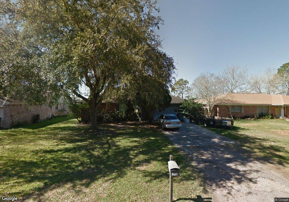 307 Lindsey Ave, Bay City, TX 77414 - photo 1