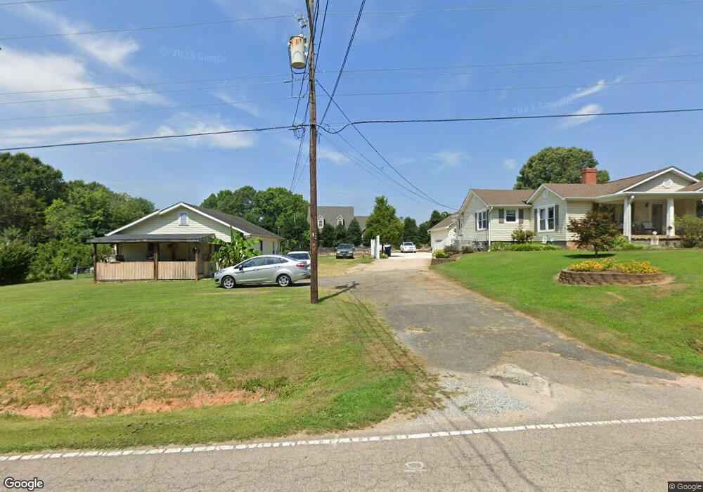 4767 Rainbow Dr, Kannapolis, NC 28081 - photo 1