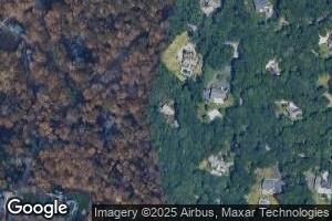 460 Woodbury Rd, Cold Spring Harbor, NY 11724