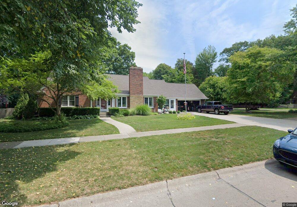 254 Lothrop Rd, Grosse Pointe Farms, MI 48236 - photo 1