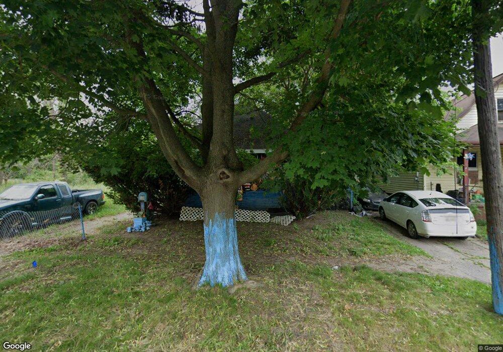 1422 Belle Ave, Flint, MI 48506 - photo 1