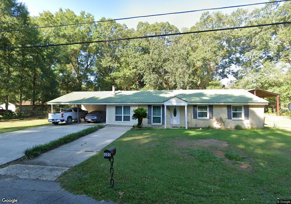 101 Moody St, Picayune, MS 39466 - photo 1