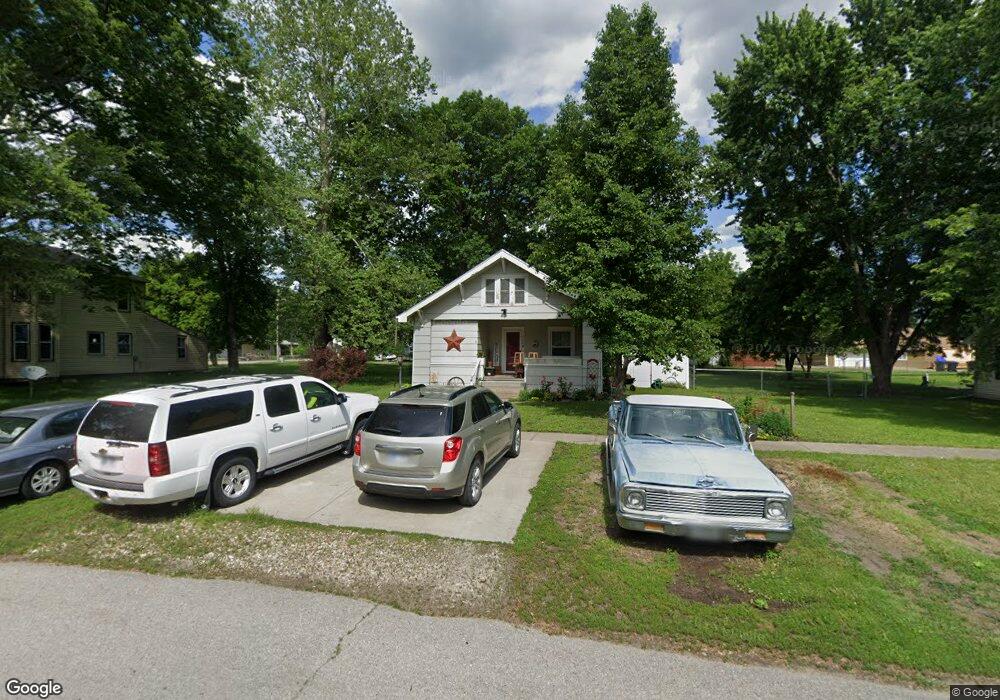 508 Spruce St, Rossville, KS 66533 - photo 1
