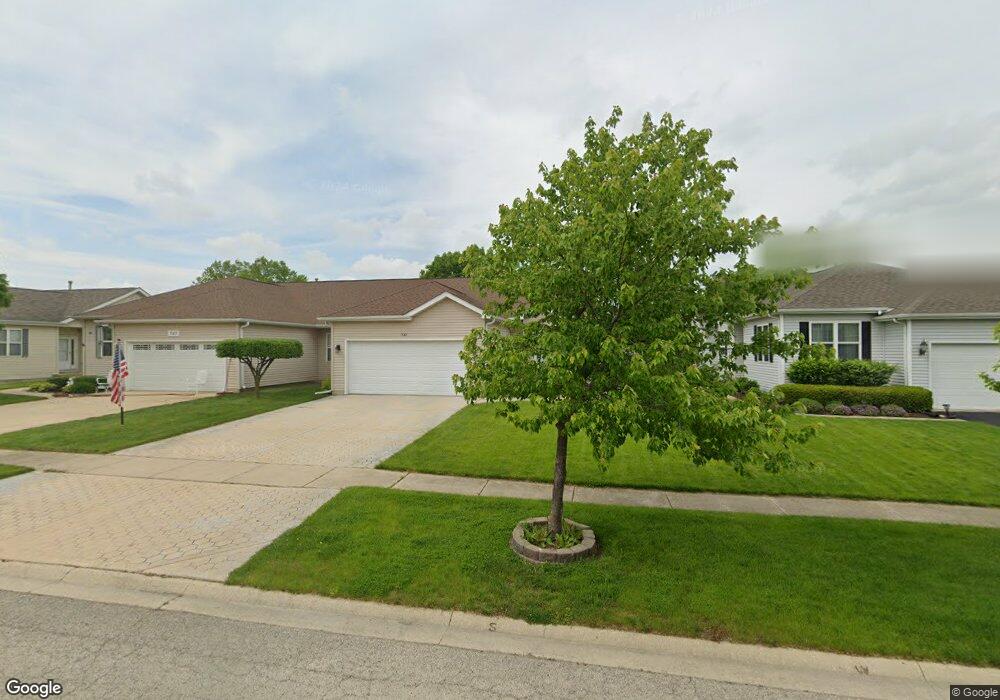 543 Chestnut Dr, Oswego, IL 60543 - photo 1