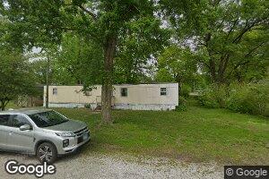 308 E 3rd St, Bath, IL 62617