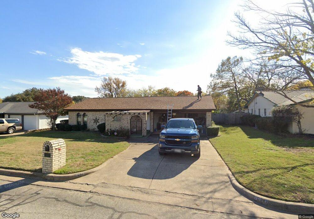 8416 Donna Dr, North Richland Hills, TX 76182 - photo 1