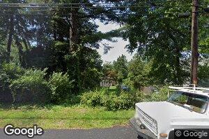 92 Miles St, Alpine, NJ 07620