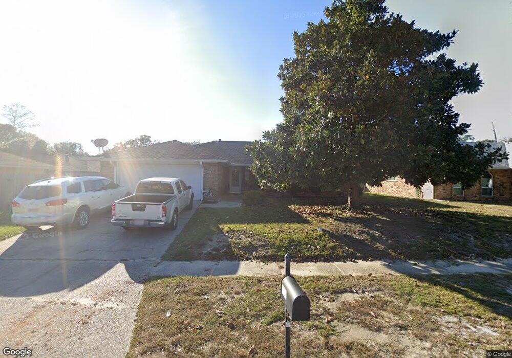 811 Freedom Ln, Slidell, LA 70458 - photo 1