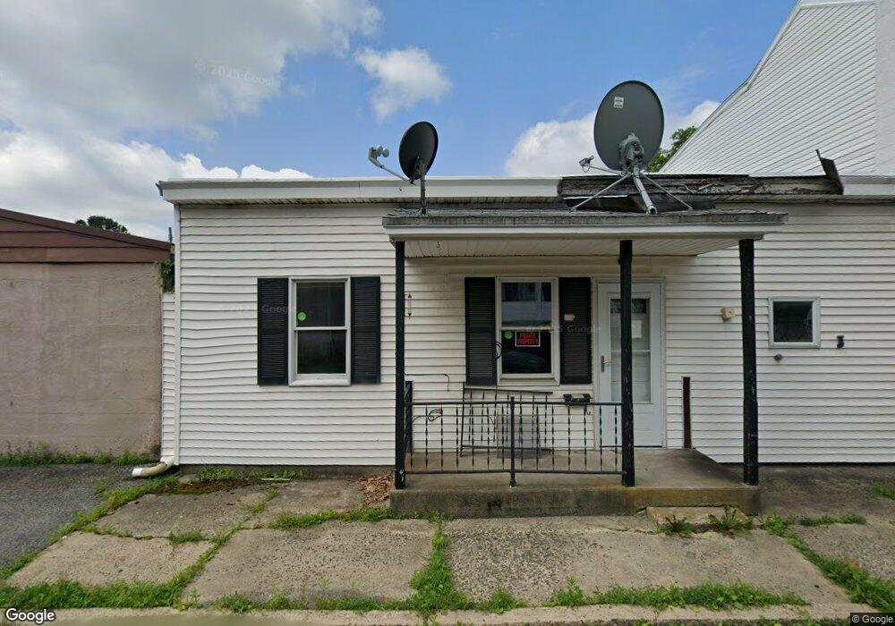 4 N Price St, Saint Clair, PA 17970 - photo 1