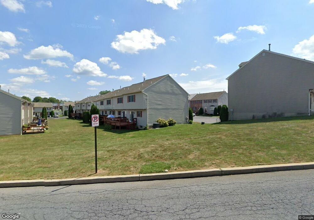 1113 Fredrick Blvd, Reading, PA 19605 - photo 1