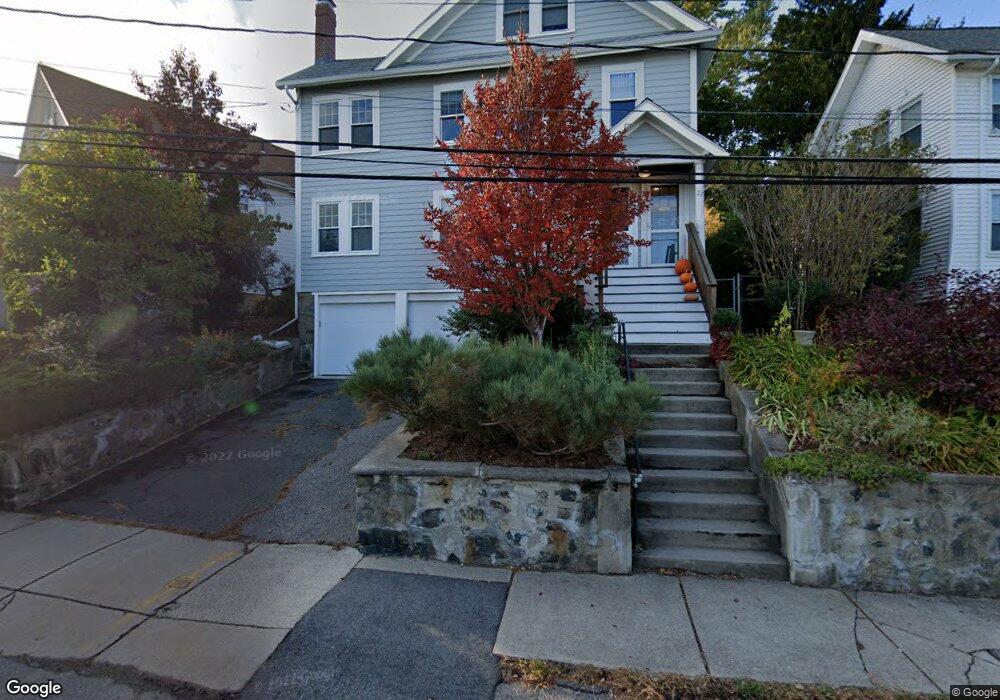 22 Edgecliff Rd unit 22, Watertown, MA 02472 - photo 1