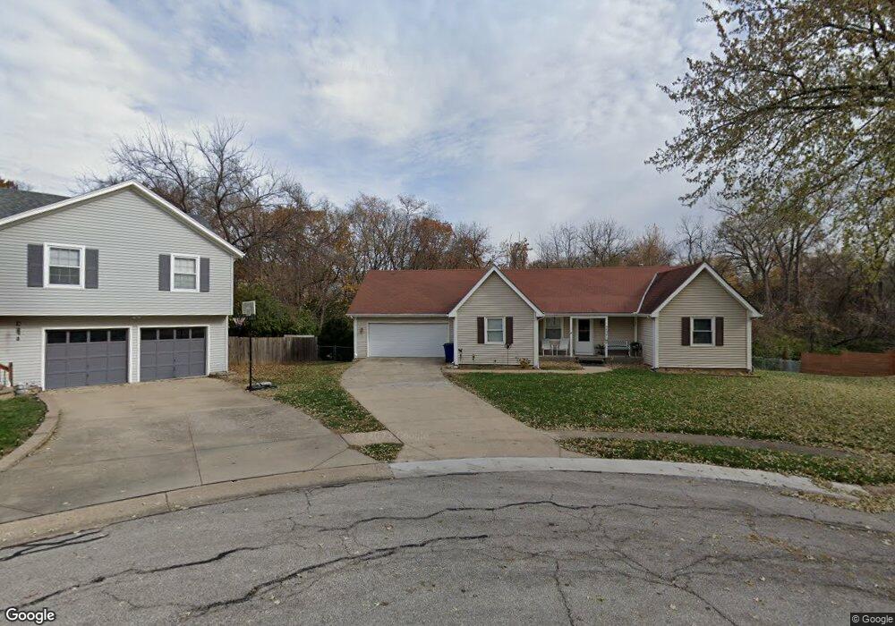 9650 W 49th Terrace, Shawnee, KS 66203 - photo 1