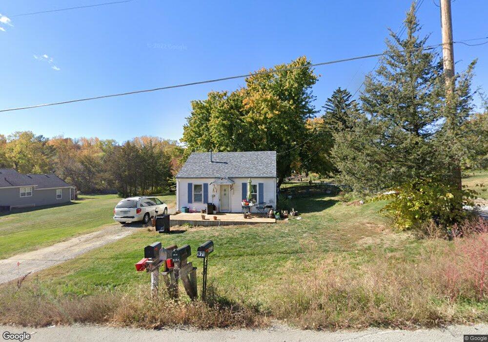 927 W 8th St N, Newton, IA 50208 - photo 1