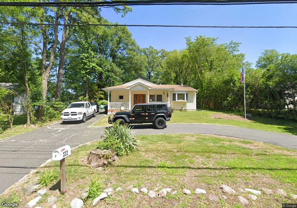 322 Ehrhardt Rd, Pearl River, NY 10965 - photo 1