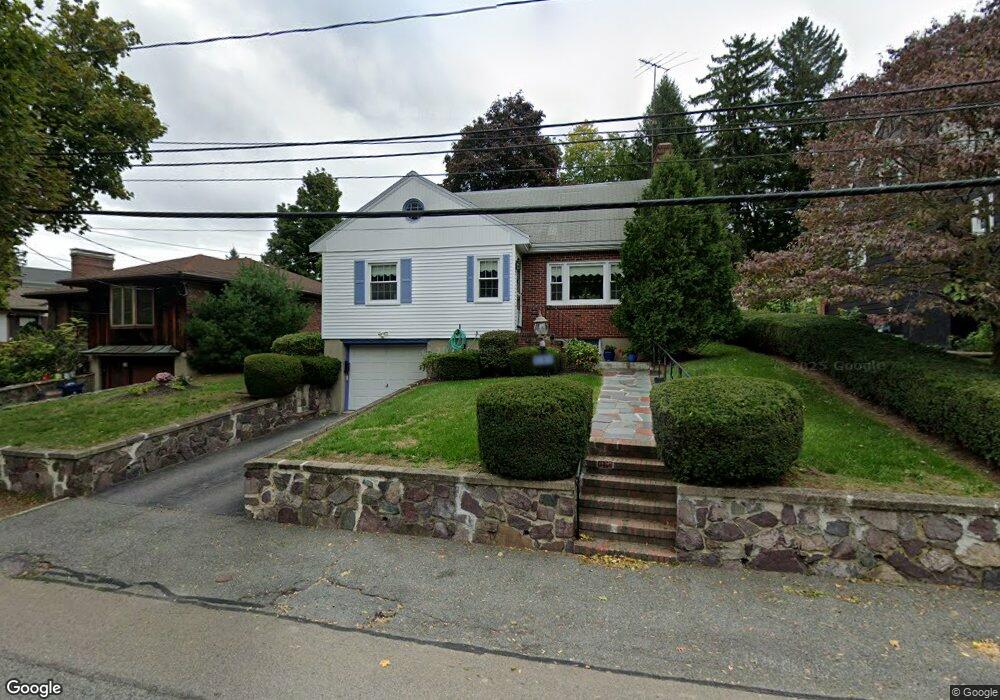 231 Moss Hill Rd, Jamaica Plain, MA 02130 - photo 1