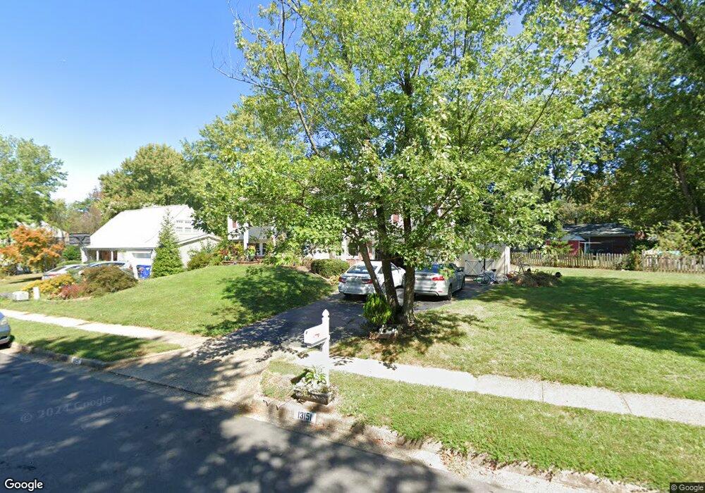 13151 Morning Spring Ln, Fairfax, VA 22033 - photo 1