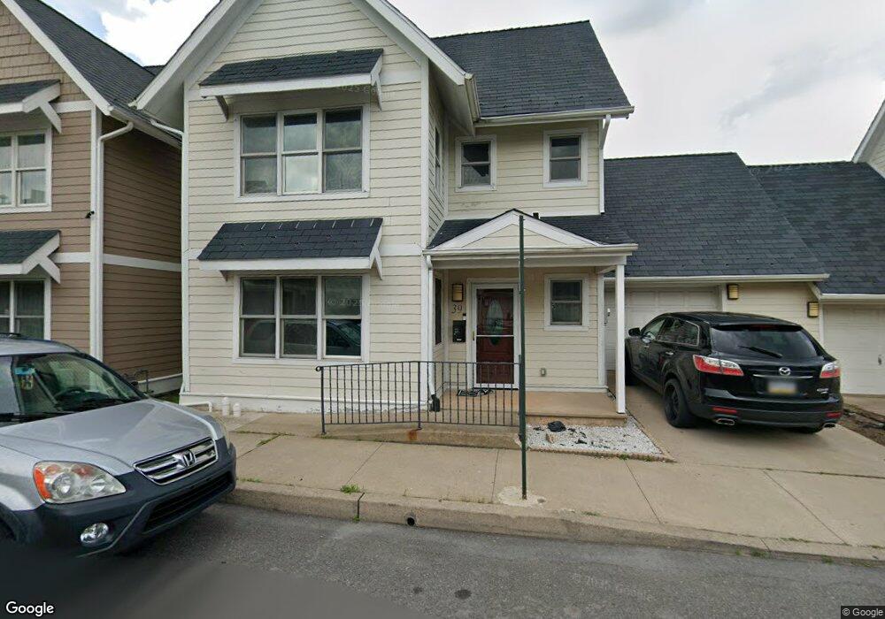 39 E Maple St, Hazleton, PA 18201 - photo 1
