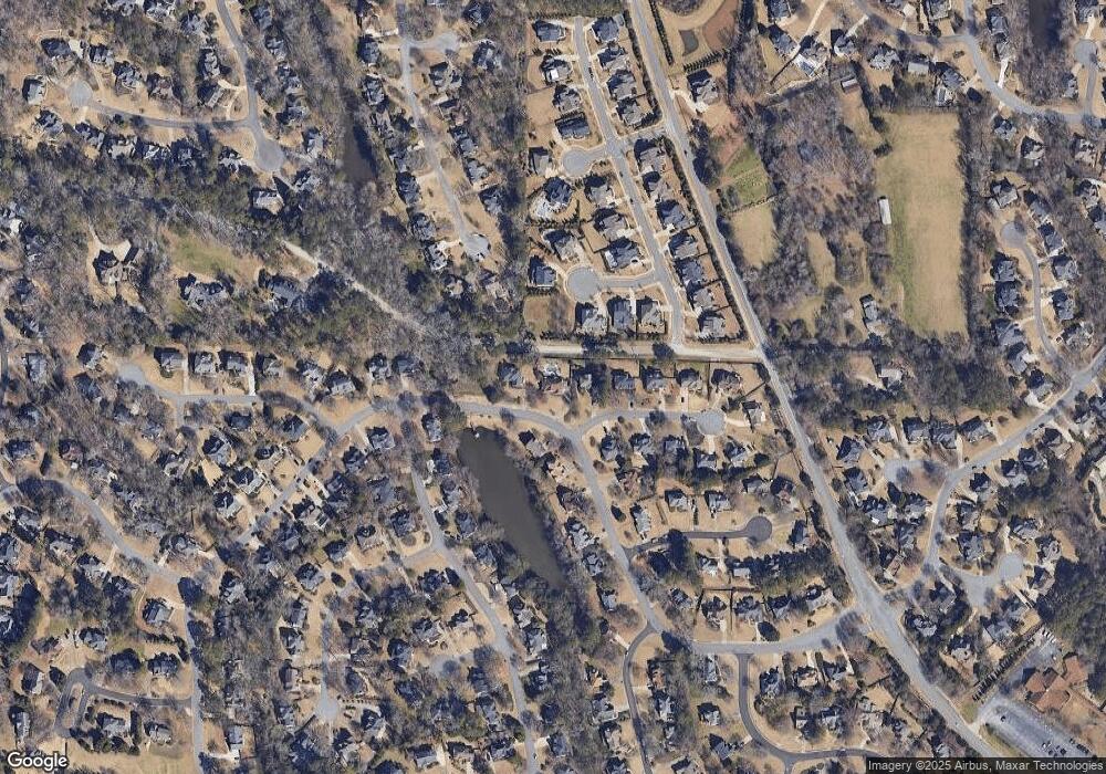 13100 Magnolia Crescent Dr, Roswell, GA 30075 - photo 1