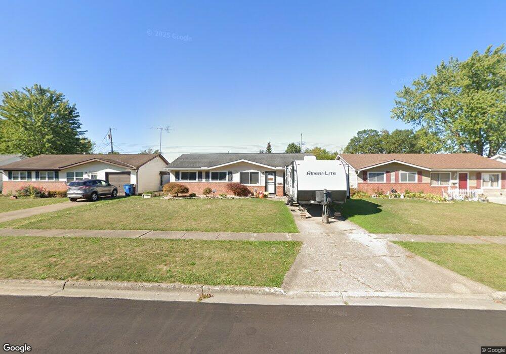 4700 Meadow Ln, Lorain, OH 44055 - photo 1