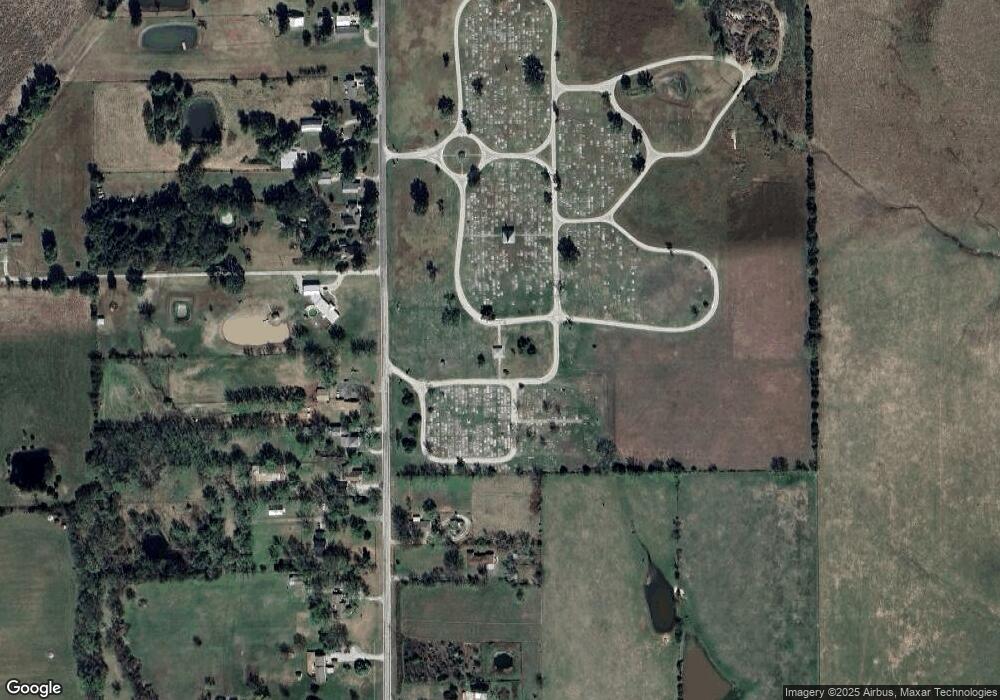 21028 Ness Rd, Parsons, KS 67357 - photo 1