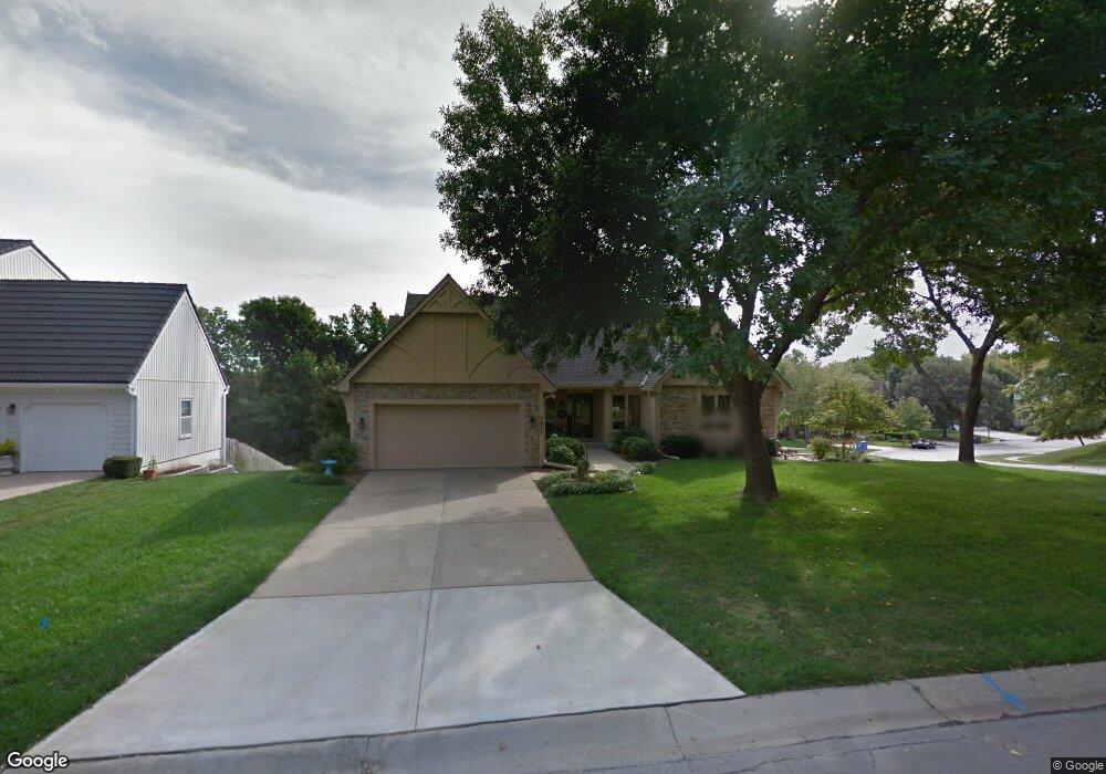 7811 Acuff Ln, Shawnee, KS 66216 - photo 1