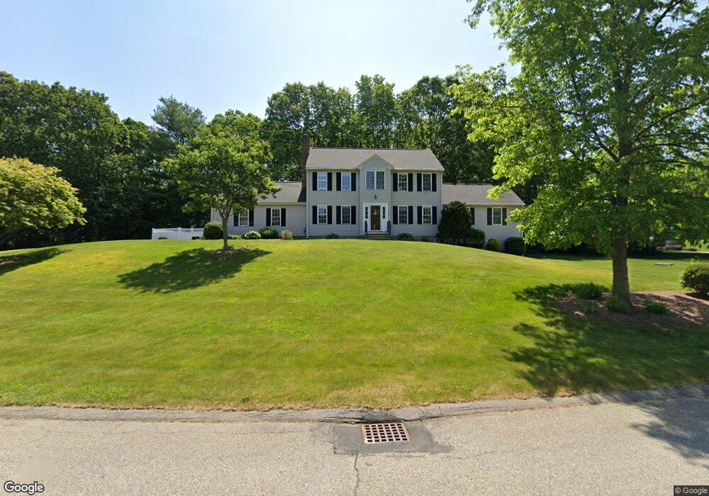 17 Country Rd, Uxbridge, MA 01569 - photo 1